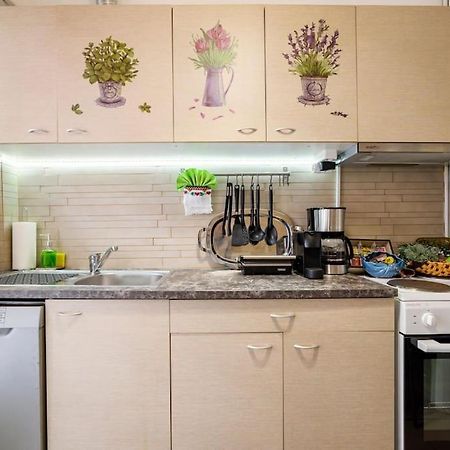 Athens Paradise Cozy 53 Sqm Apartament Near To Metro Bagian luar foto